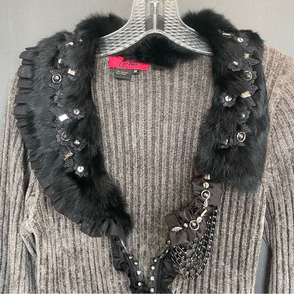 CARINA SZ Medium faux fur bedazzled cardigan with chain, ruffle and bead details - Picture 6 of 12